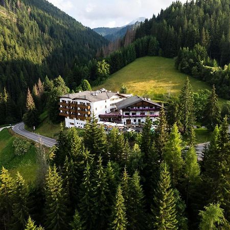 Ganischgerhof Mountain Resort & Spa 노바포넨테 외부 사진